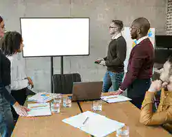 Projector & Screen Rental Service in karnal for meetings, small party, function & weddings